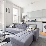 Host & Stay - Montpellier Villa Apartment
