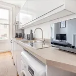 Host & Stay - Montpellier Villa Apartment