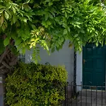 No 33 Stylish And Modern 1 Bed Apartment