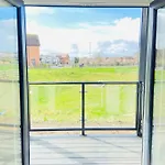 Beautiful, Brand New Apartment!