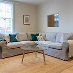 Pass The Keys Stylish Grade II Listed House