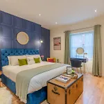 Regency Basement Apartment