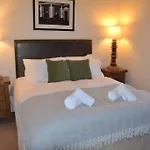 Entire Apartments In The Heart Of The Suffolks - Gl50 Apartments