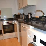 Entire Apartments In The Heart Of The Suffolks - Gl50 Apartments