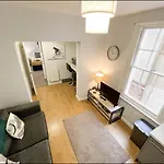 Suitely Stays Berkeley Apartment 2