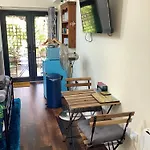 The Snug In Cheltenham, Leckhampton - A Cosy & Unique Space
