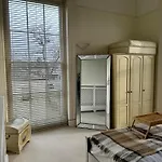 Apartment 1 Mile From Cheltenham Racecourse