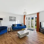 New Prestbury Place By Signature Stays - 5 Bedroom House Near Cheltenham Racecourse
