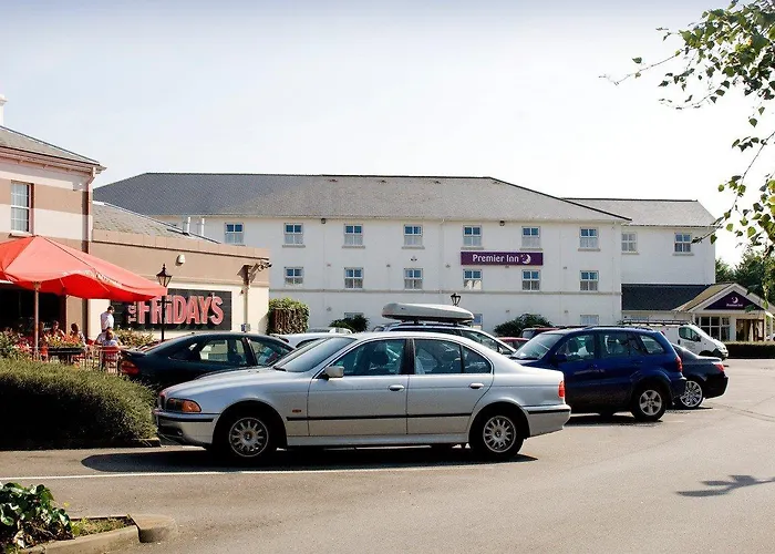 Premier Inn Cheltenham Central
