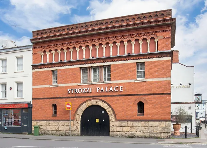 Strozzi Palace Suites By Mansley