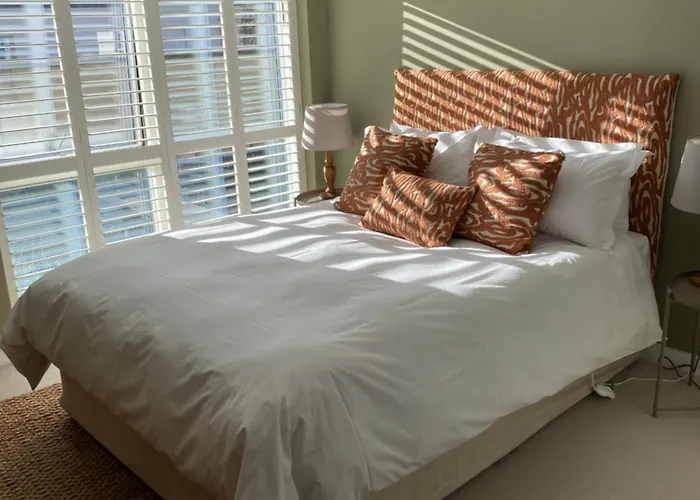 The Green Room - Room & En-Suite Only