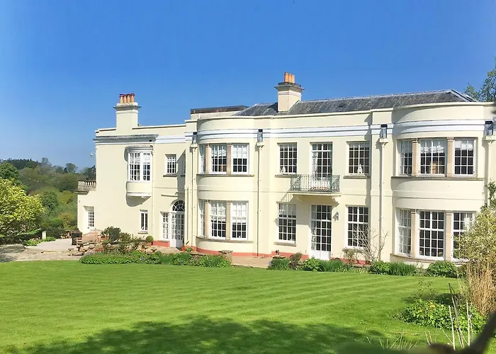 Glenfall House
