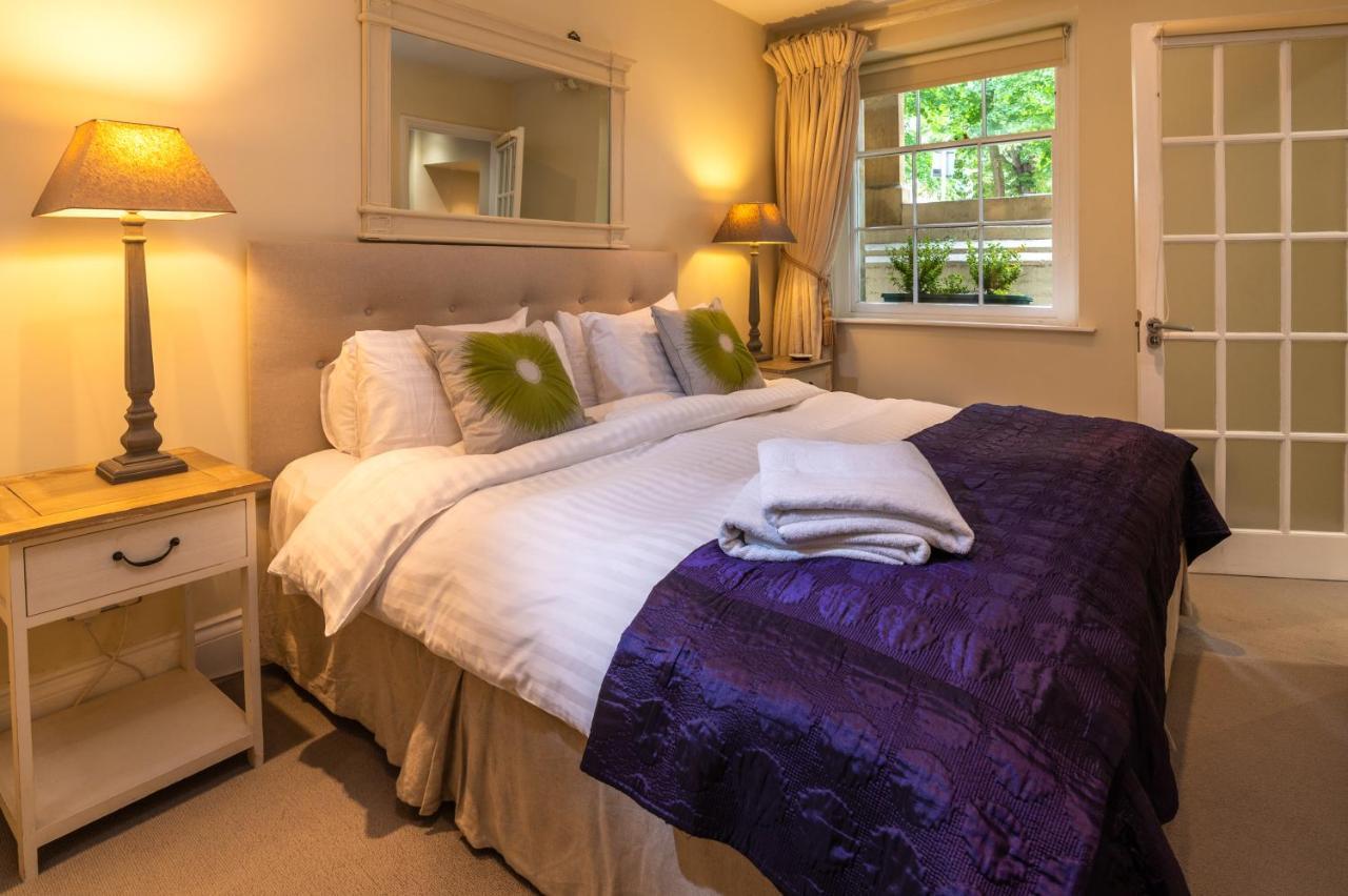 7 Royal Parade Apartment *