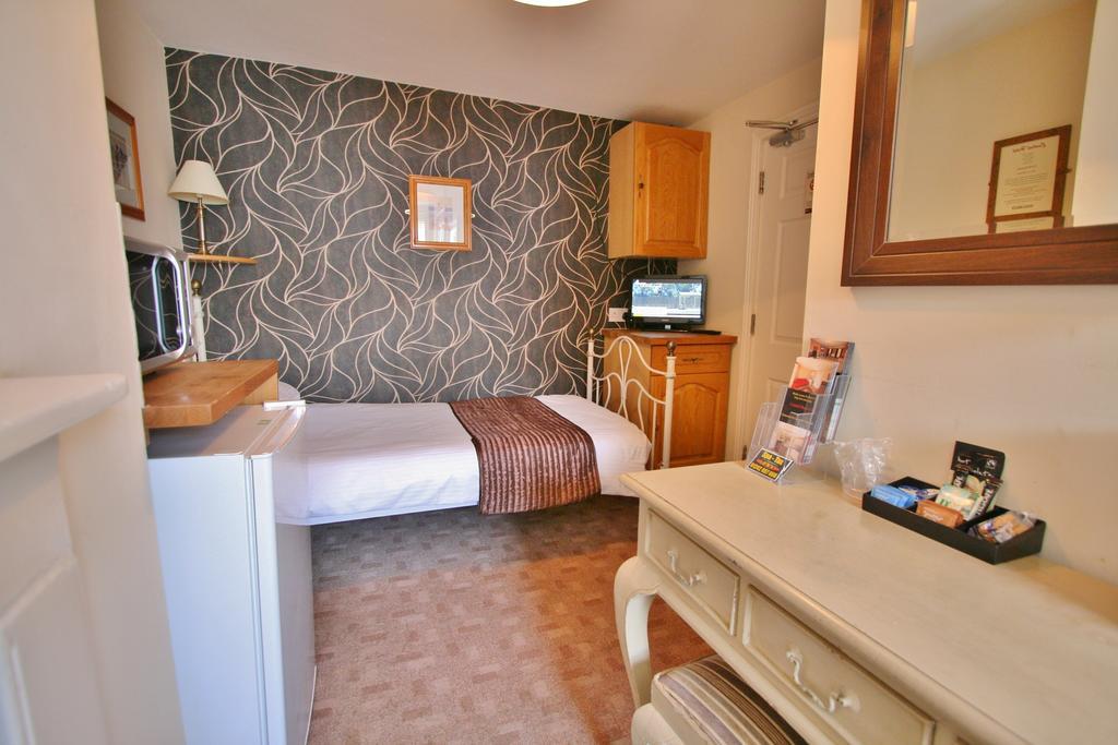 Hotel By Roomsbooked Cheltenham