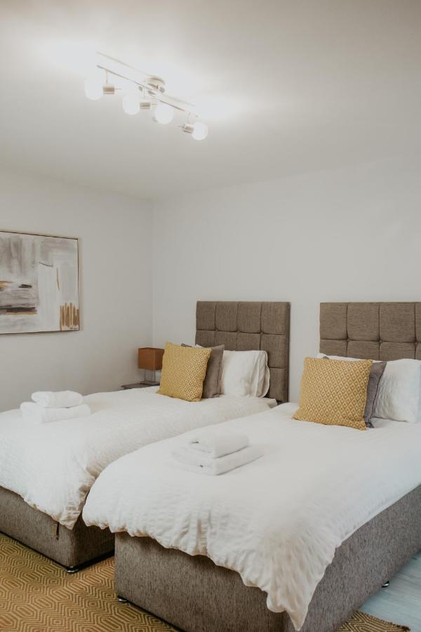 2 The Mews, Upper Bath Street *