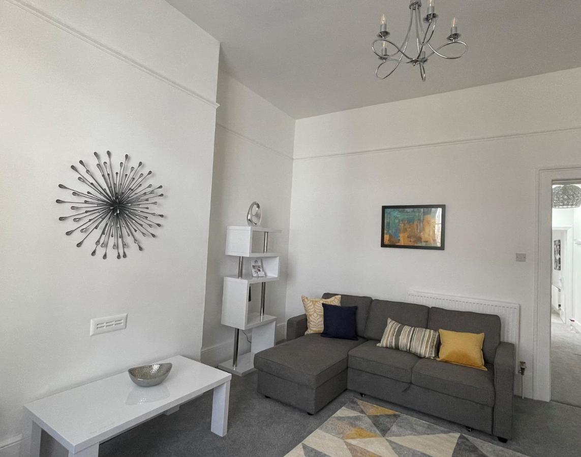 Winchcombe Street Apartment
