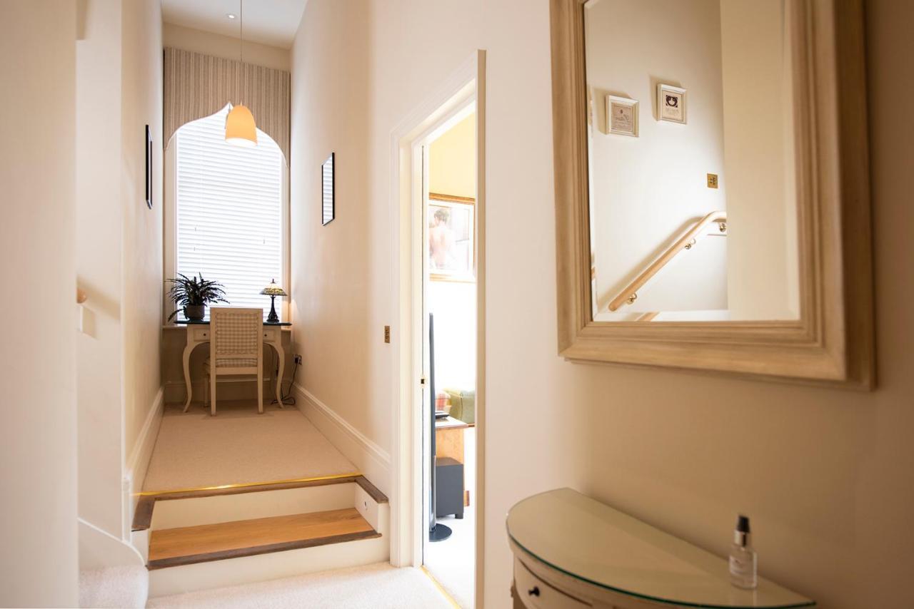 Apartment Arkle - Five Star Town Centre Apartment, Cheltenham