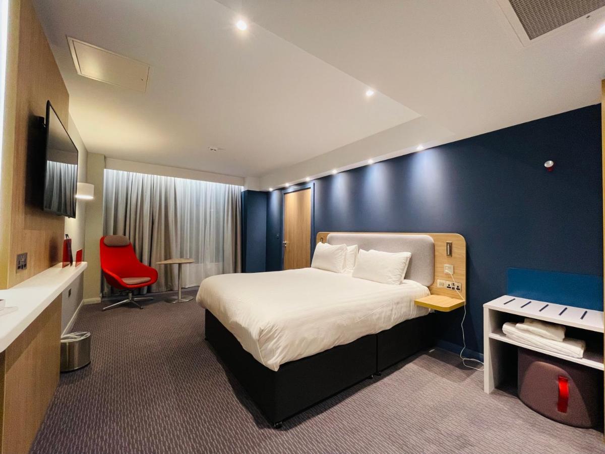 Hotel Express Town Centre By Ihg 3*