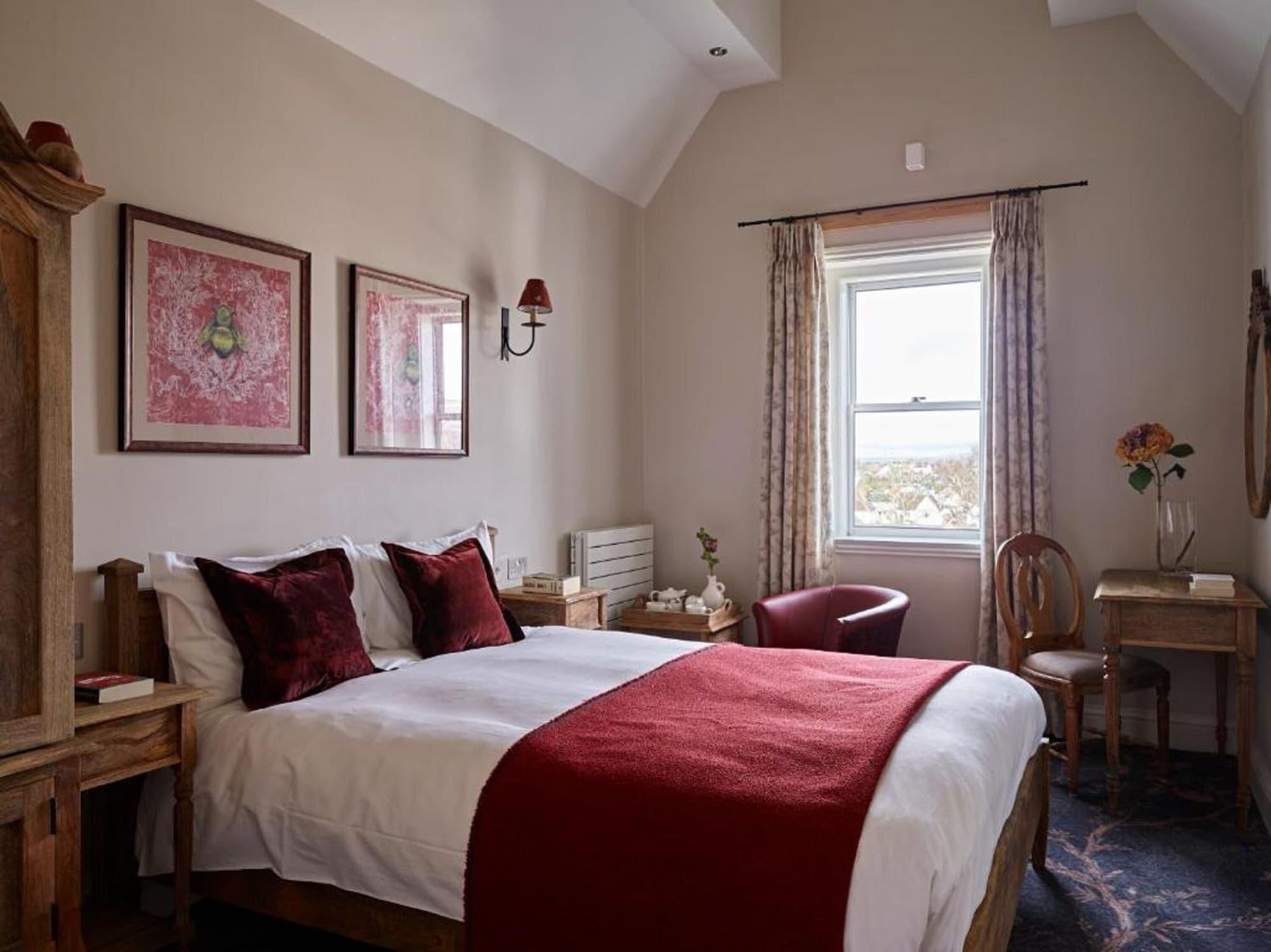 Cotswold Grange Bed & Breakfast