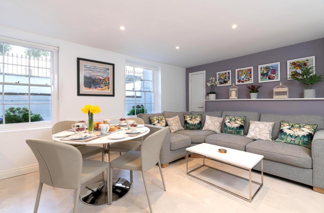 Stunning 2 Bed Basement Flat In The Heart Of Cheltenham!