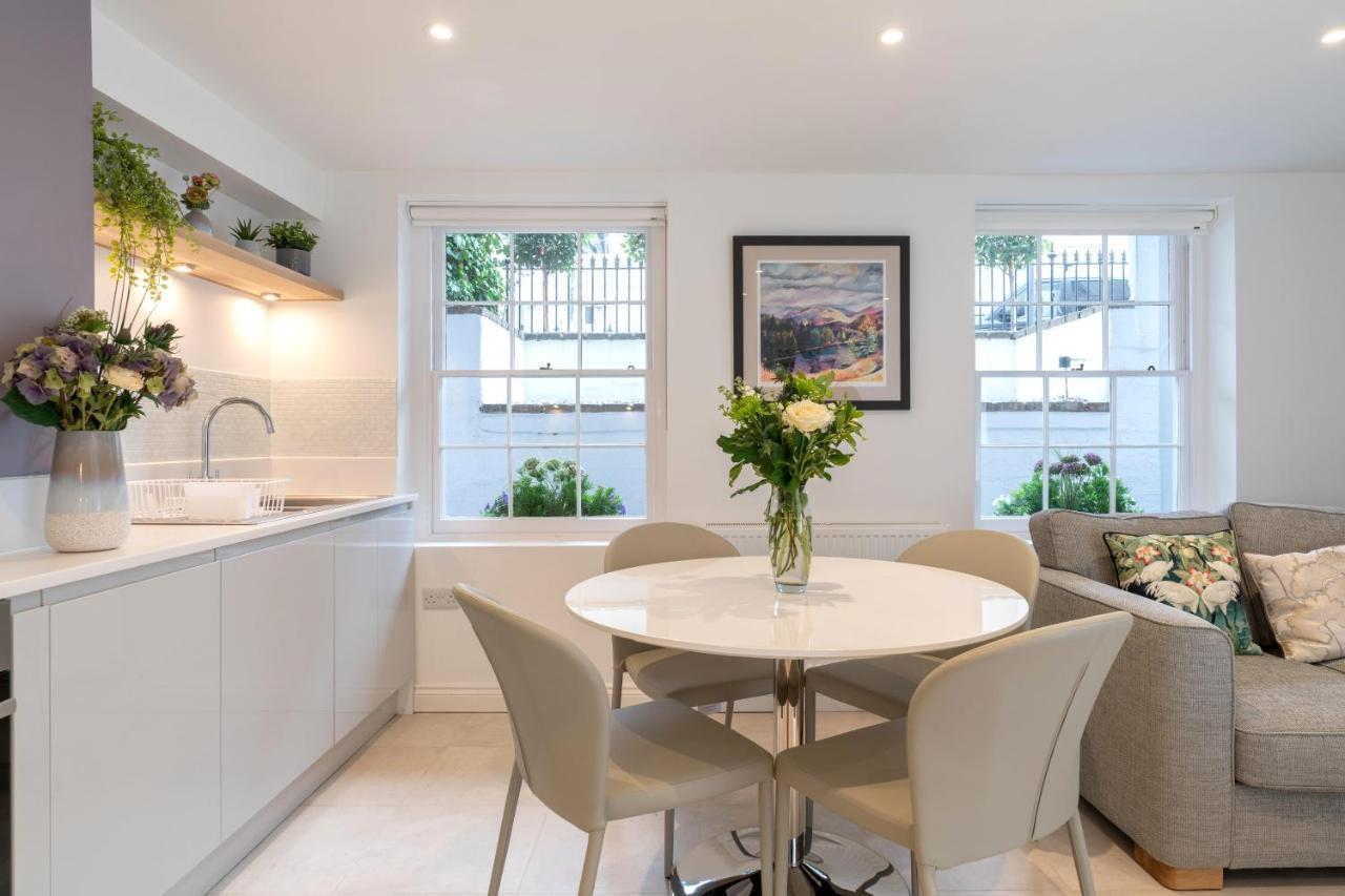 Apartment Stunning 2 Bed Basement Flat In The Heart Of Cheltenham! *