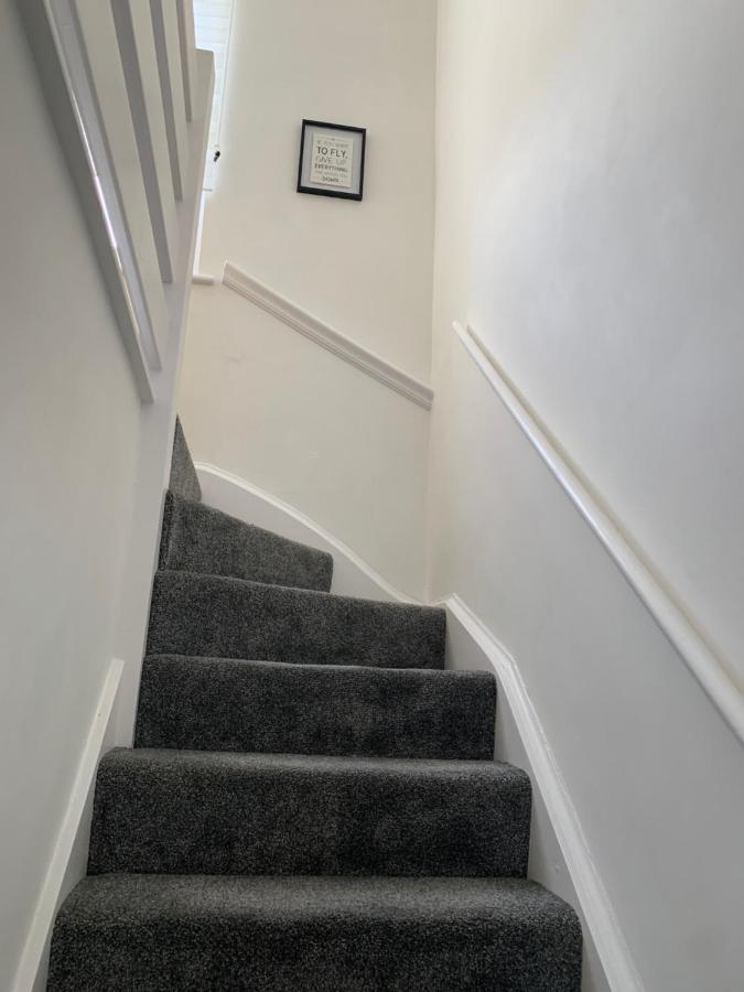 The Hideaway, Calm, Cozy, Dog Friendly Retreat Apartment