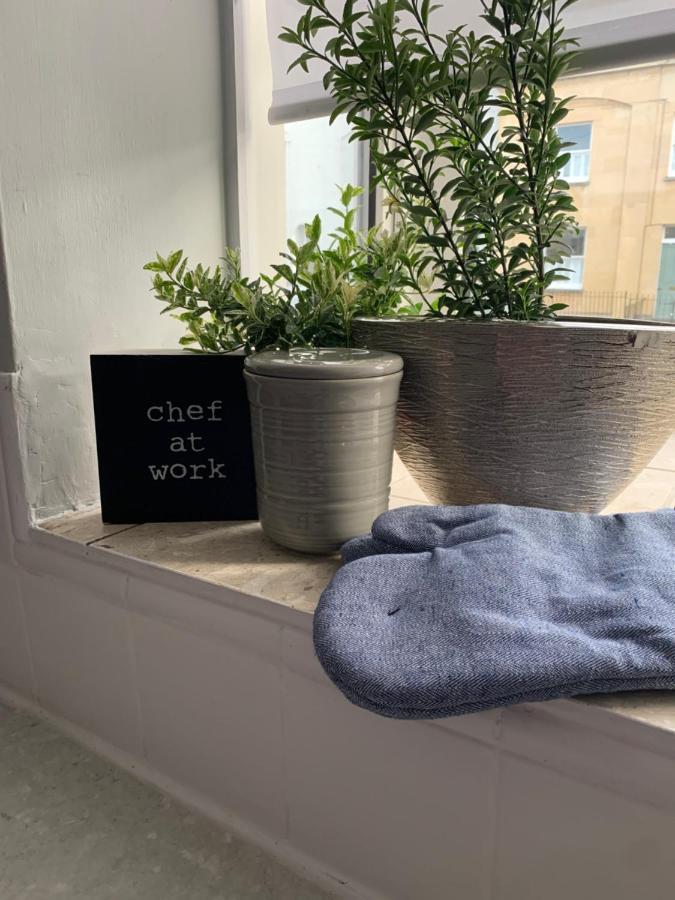 The Hideaway, Calm, Cozy, Dog Friendly Retreat Apartment