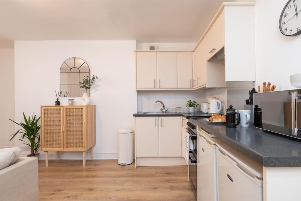 Apartment Content-living