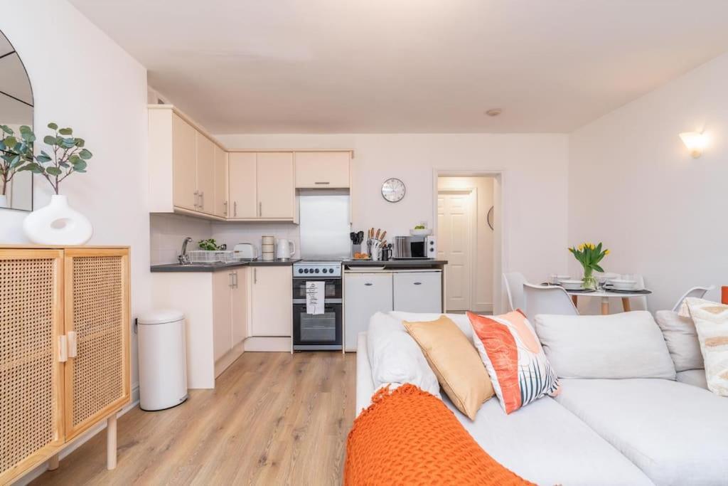 Apartment Content-living *