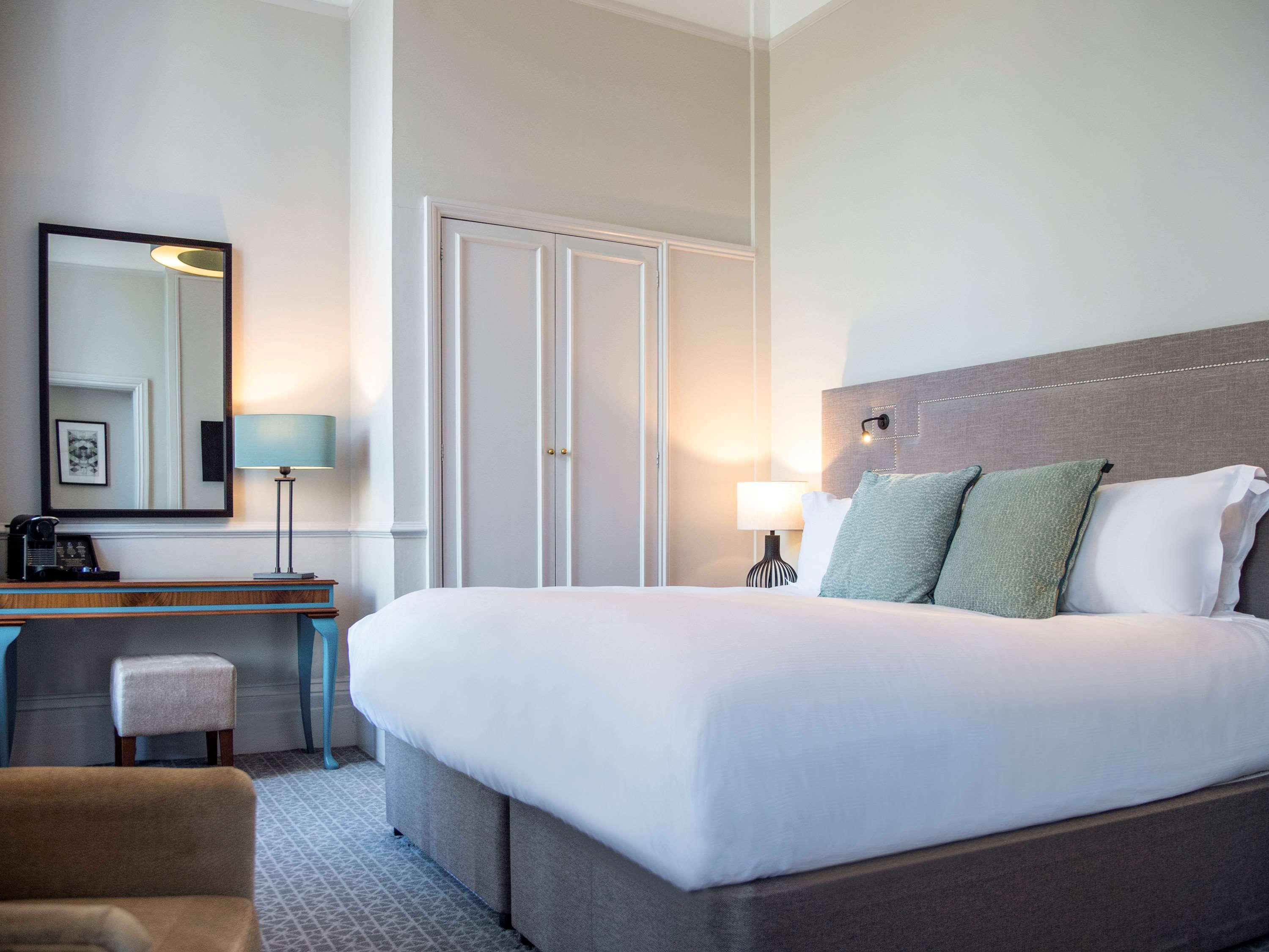 Hotel Queens Cheltenham