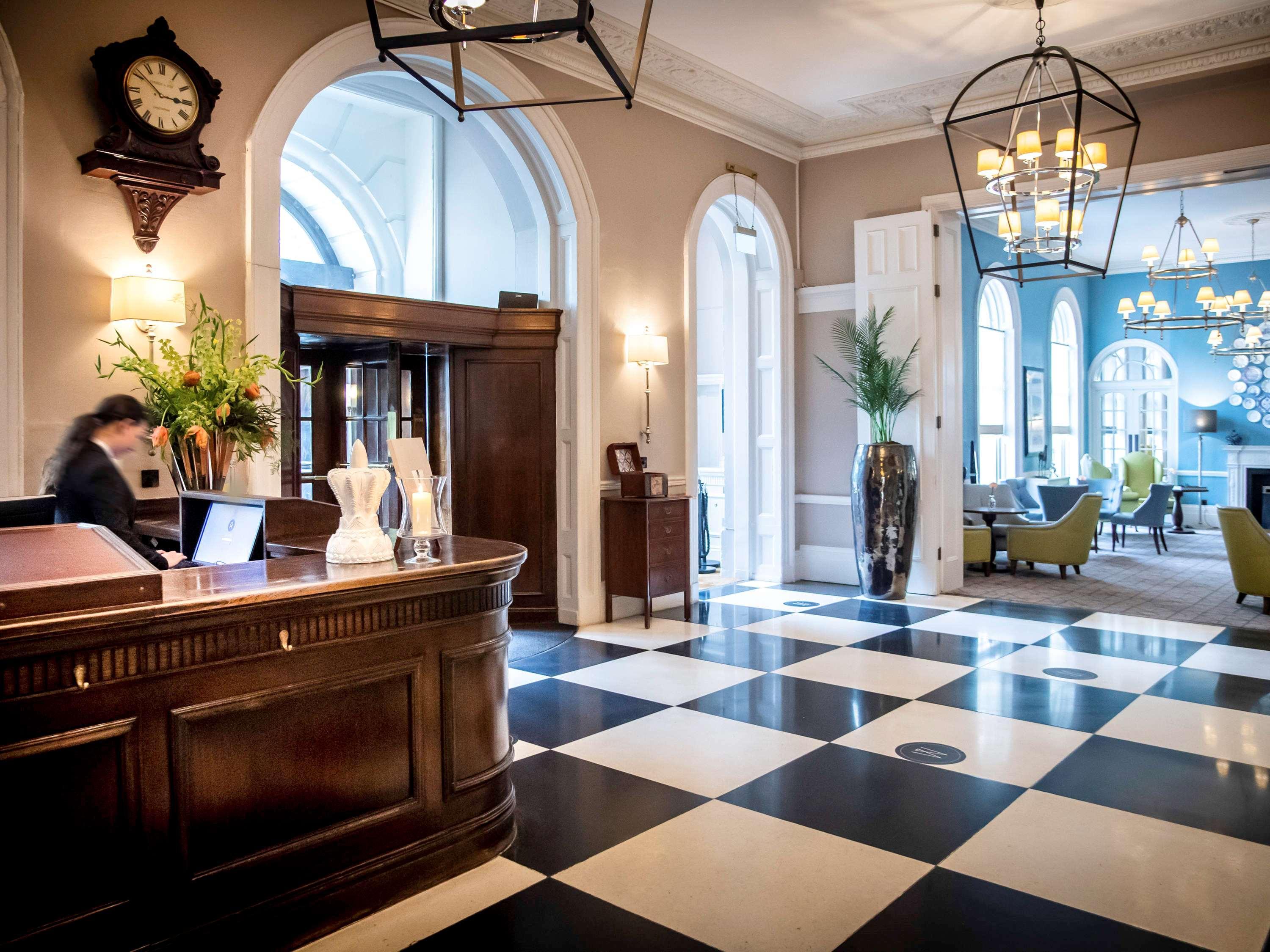 Hotel Queens 4*