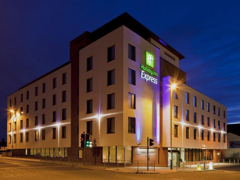 Express Town Centre By Ihg