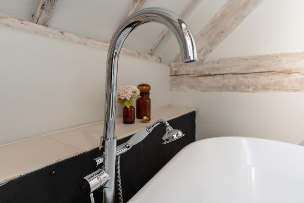 Holiday home Boddington Mill, Enchanting 3 Bdr Retreat By Oriri