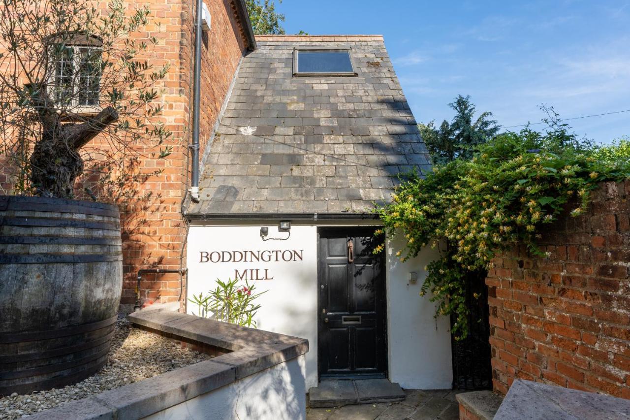 Boddington Mill, Enchanting 3 Bdr Retreat By Oriri *