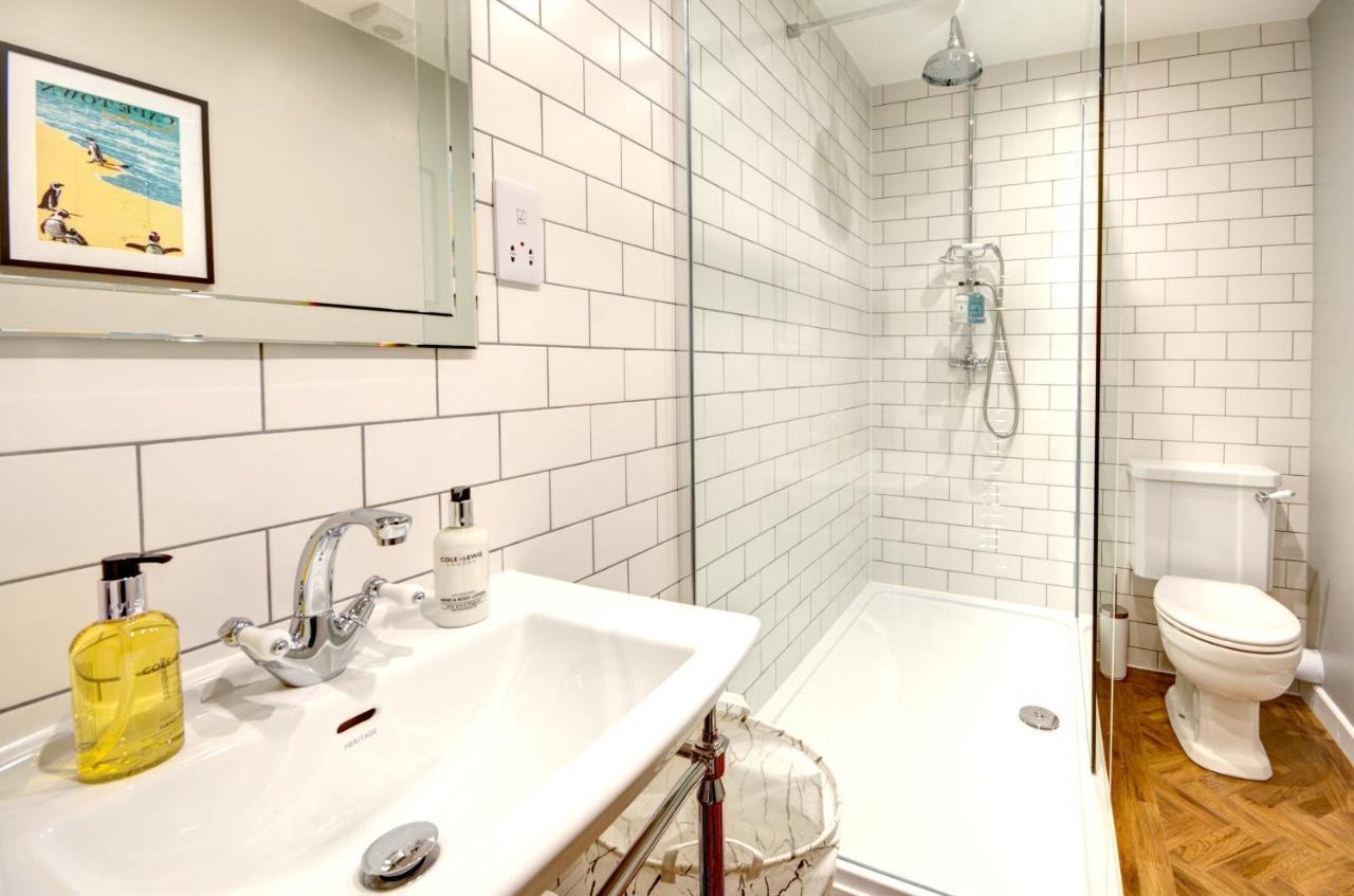 16 Lansdown Flat 3 - By Luxury Apartment