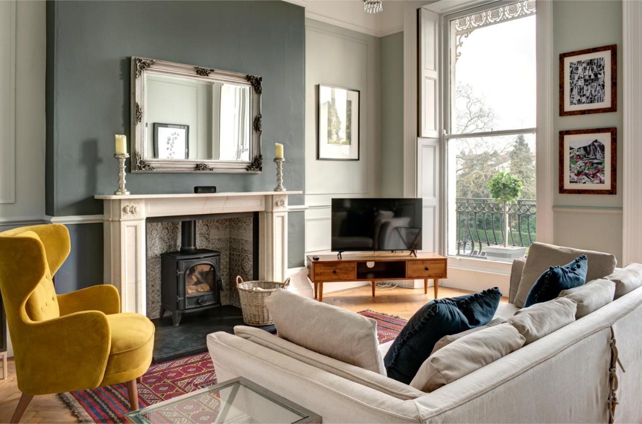 16 Lansdown Flat 3 - By Luxury Apartment *