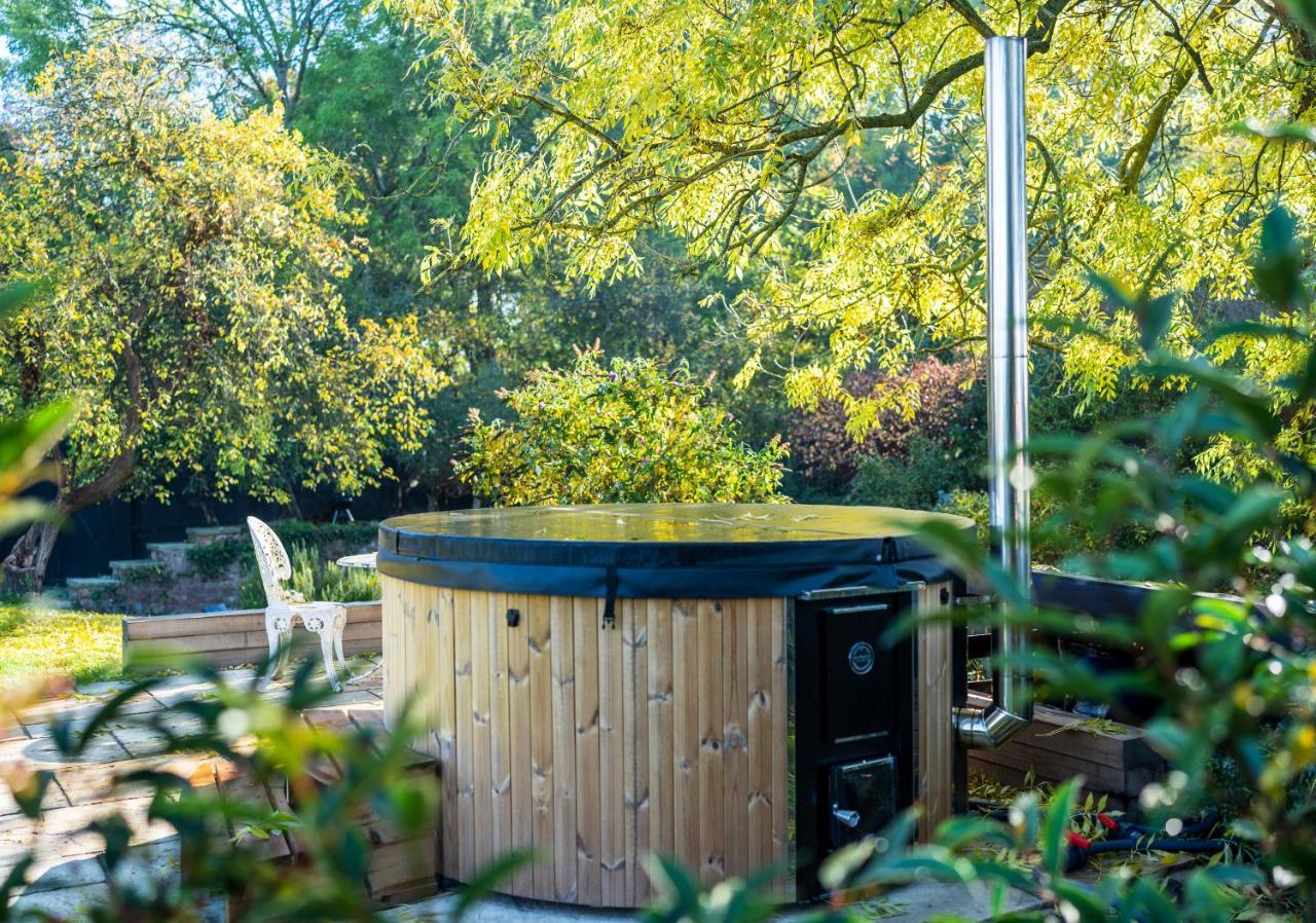Boddington Mill, Enchanting 3 Bdr Retreat By Oriri