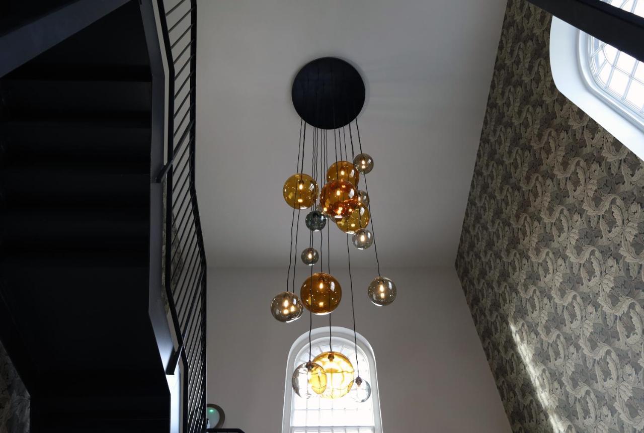 Wesley House - Fantastic Location With Free Parking * Cheltenham