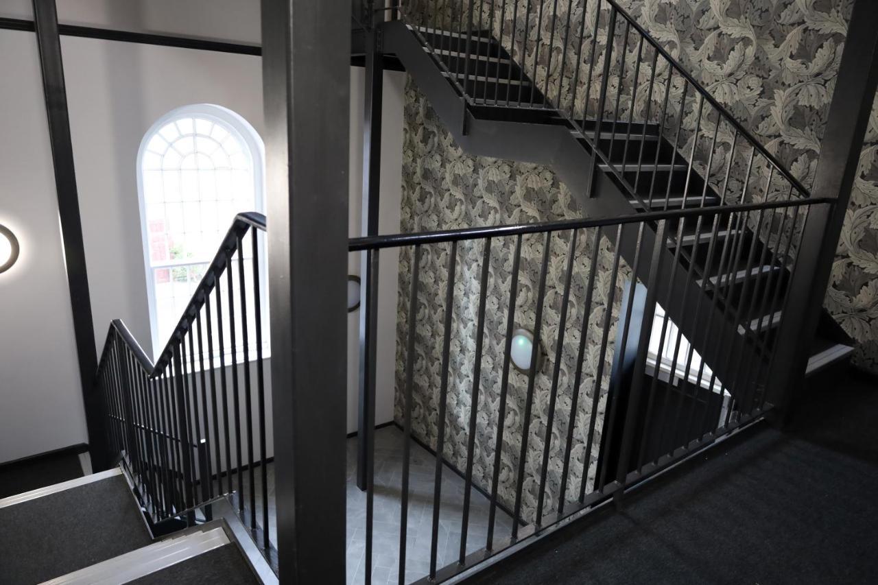 Wesley House - Fantastic Location With Free Parking Cheltenham