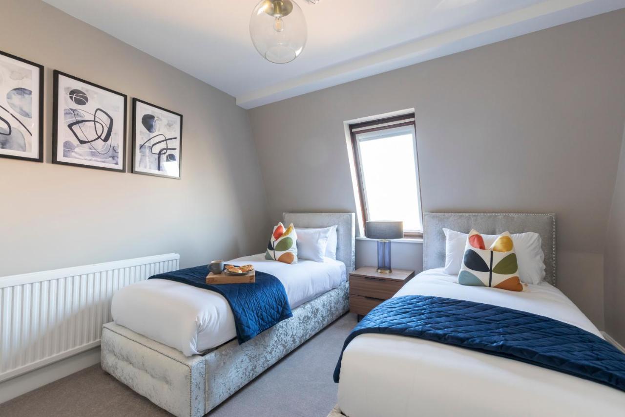 Elliot Oliver - Laverham House - Stunning 6 Bedroom Regency House With Parking Cheltenham