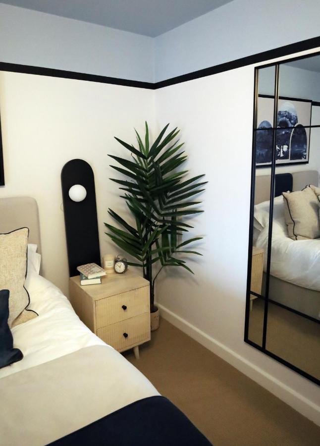 Apartment Wesley House - Fantastic Location With Free Parking Cheltenham