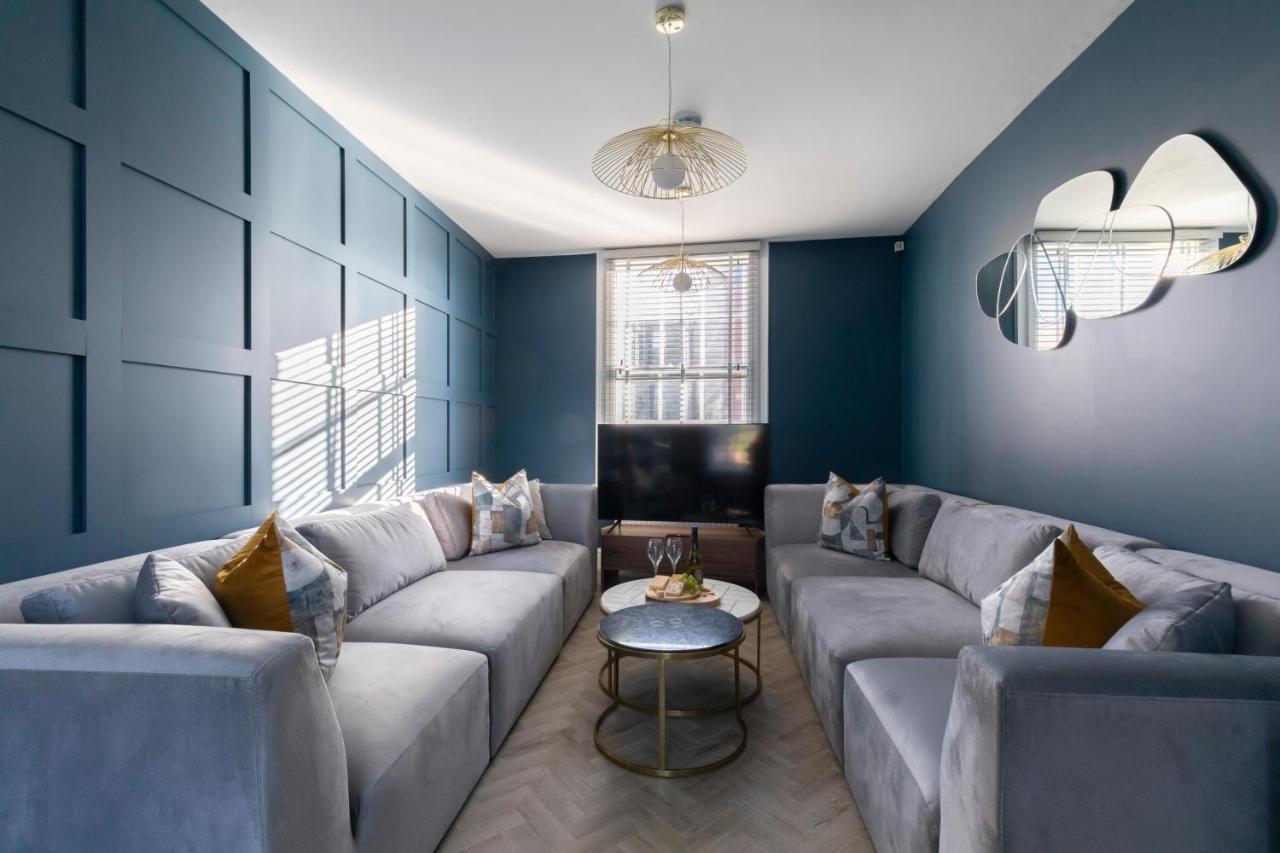 Elliot Oliver - Laverham House - Stunning 6 Bedroom Regency House With Parking Apartment