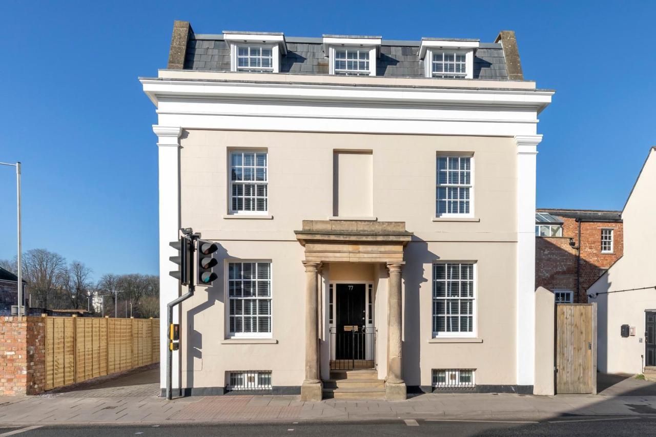 Apartment Elliot Oliver - Laverham House - Stunning 6 Bedroom Regency House With Parking