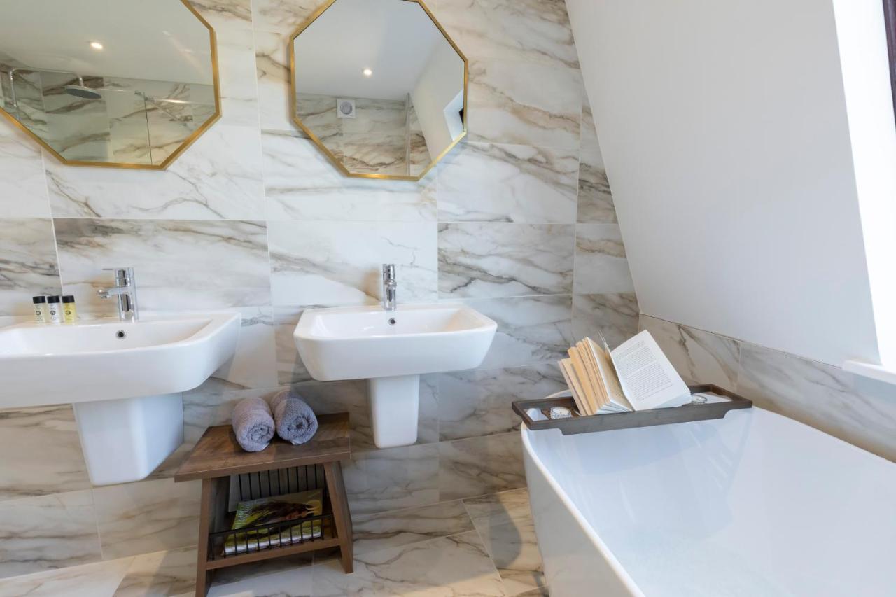 Apartment Elliot Oliver - Laverham House - Stunning 6 Bedroom Regency House With Parking