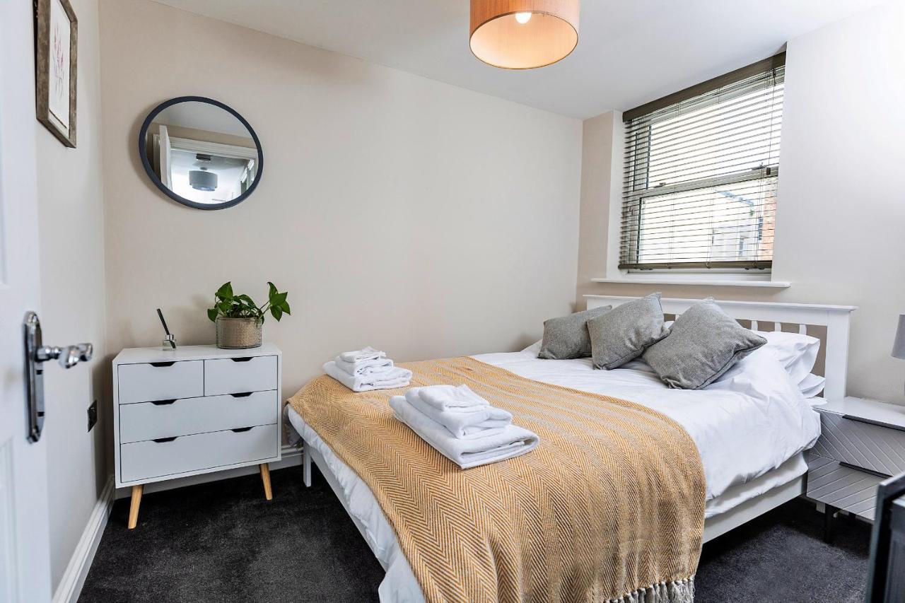 Finest Retreats - Clarence Parade Cheltenham