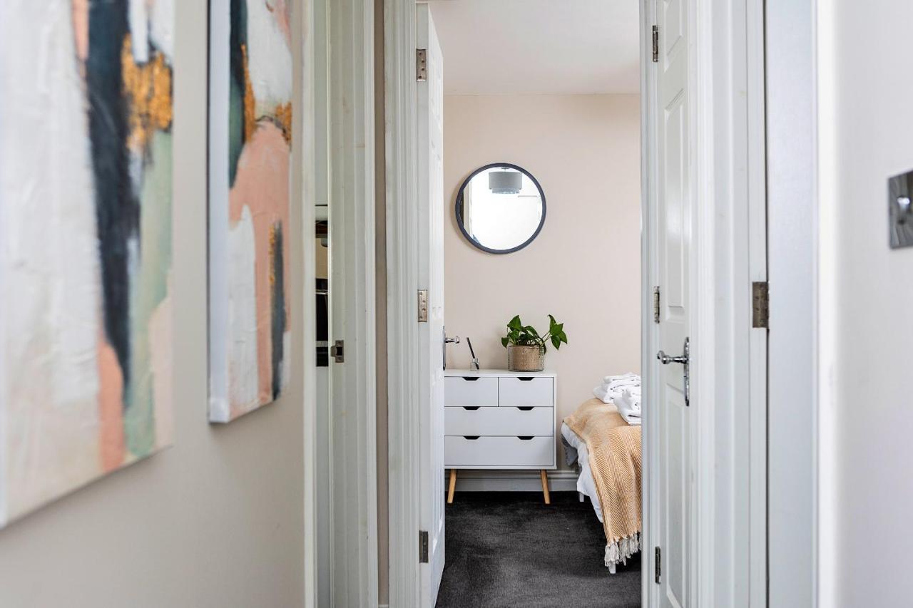Apartment Finest Retreats - Clarence Parade Cheltenham