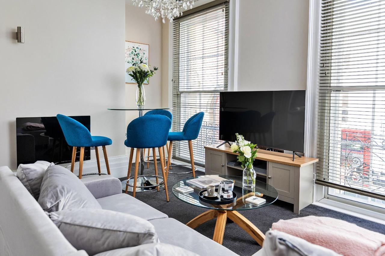 Apartment Finest Retreats - Clarence Parade Cheltenham