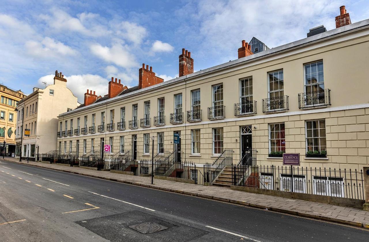 Finest Retreats - Clarence Parade *