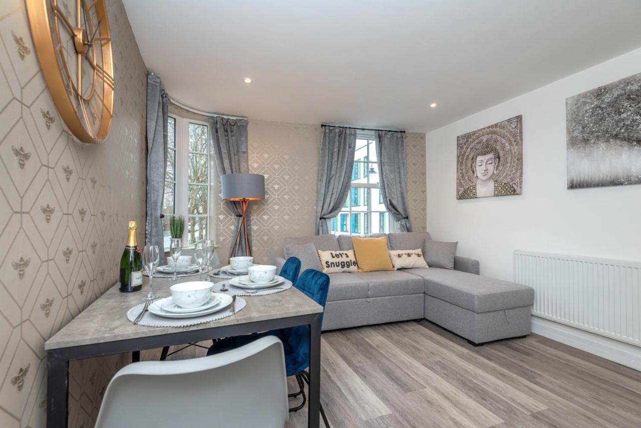The Honeycomb By Fortuna Apartment Cheltenham