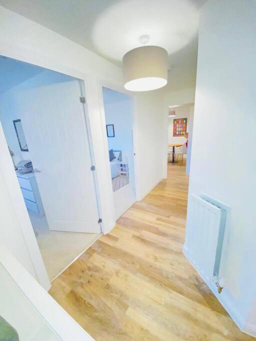 Beautiful, Brand New Apartment!